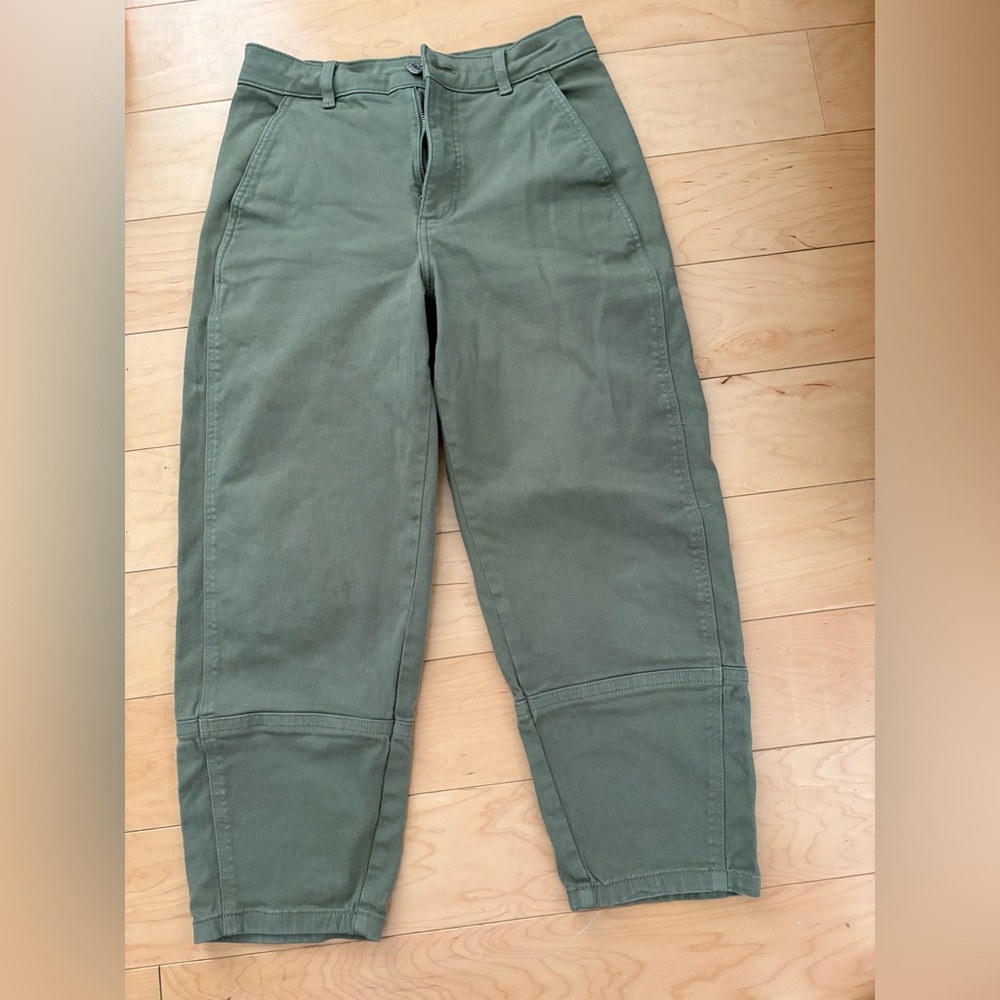 Everlane utility barrel pant sagebrush